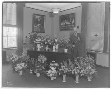 P1.2 - Portraits, misc. - Fred Hamilton