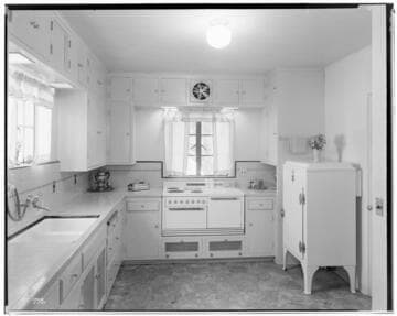 H2.3 - Home Kitchen - All Electric Home of: Mrs. Brooks