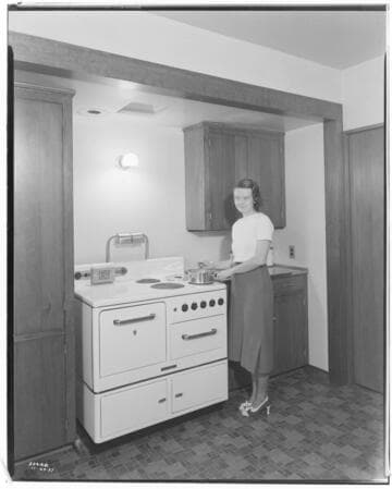 H2.3 - Home Kitchen - Electric Home of Mrs. Helen Reynolds