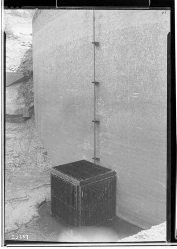 Big Creek #2 Installation of trash rack at sluice gate Dam #5