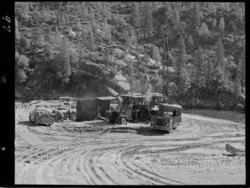 Big Creek - Mammoth Pool - Construction of diversion tunnel Jumbo