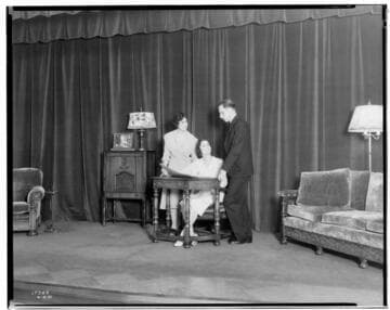 L1.1 - Lighting, misc. - Stage Play