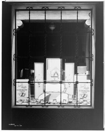 D2.3 - Displays, Window