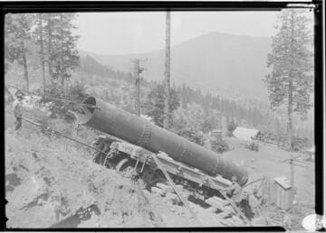 Big Creek PH #2 - Unloading section of pipe