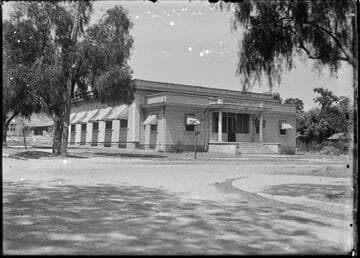 Woman's Club House. [Variant]