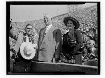 Sheriff Biscailuz, Governor Earl Warren, and Nina Warren at the Sheriff's Rodeo, Los Angeles Coliseum