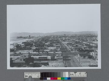 Looking north on Pacific Avenue, Venice, California