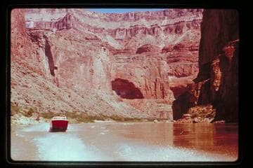 "Big Red" below Triple Alcoves