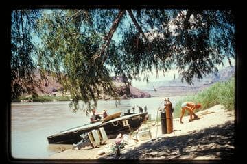 "Paradox" up for repair; Lees Ferry