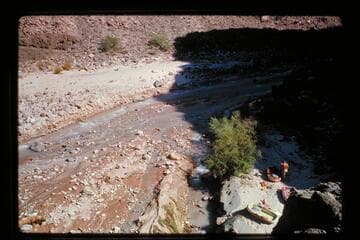 At mouth of Tapeats Creek