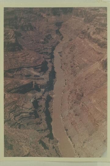 Down Cataract Canyon from Mile 189 to Mile 186.2