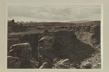 Butler Canyon looking south from the divide between Cyclone Canyon and Butler Canyon.  The Pot Bellied Cowboy stands on the skyline at upper left