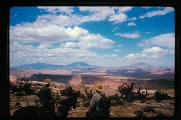 From Waterpocket to Hall Creek and Henry Mountains