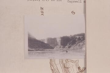 Down to Hole in the Rock from Mile 84 1/2