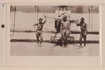 Plane and crew which arrived at Green River, Utah, in 1921 when the USGS Cataract Canyon crew was preparing for the survey