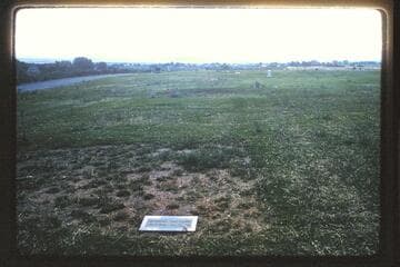 Galloway gravestone; Split Mountain in distance