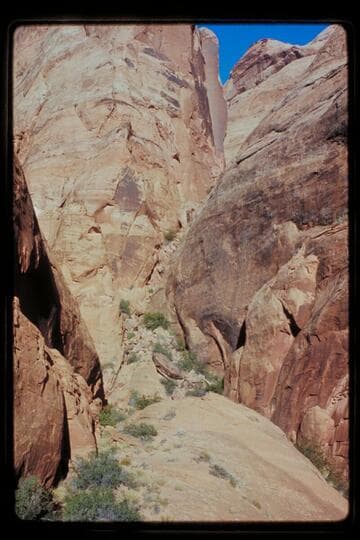 Down ledge into fault