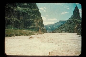 "Esmeralda II" in Vulcan Rapid