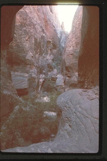 Joint between Anasazi Canyon and Moepitz