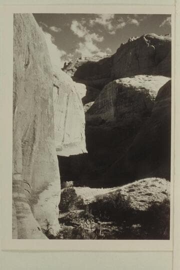 Up into head of middle fork of 73.6--Anasazi Canyon