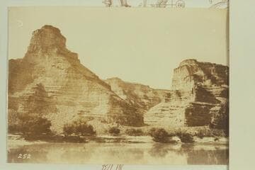 Short side canyon at Mile 87.6 right bank in Desolation Canyon.  Mouth of Temple Canyon