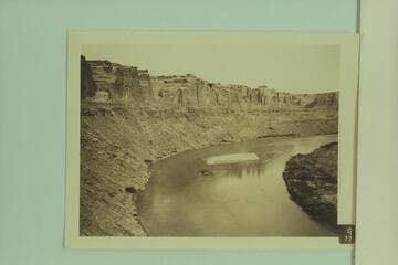 Up into the lower loop of The Bowknot from the Saddle.  Easton, Leeds, Wheeler cruise on the "Paddy Ross."