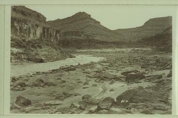 Nevills run from Sand Island to Mexican Hat, San Juan River.  Upstream from below 8-ft. Rapid