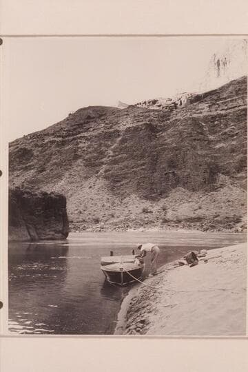 Forcier at the motorboat in the lagoon at Tapeats Creek