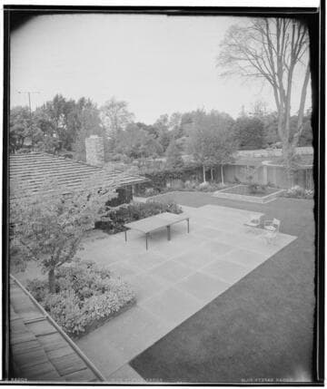 Landscaping for Jean Lawson: Buckingham residence