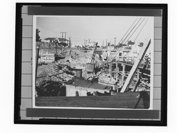 Santa Monica Pier construction