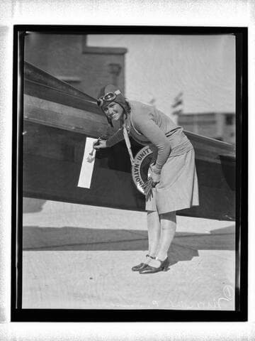 Female aviator Marvel Crosson