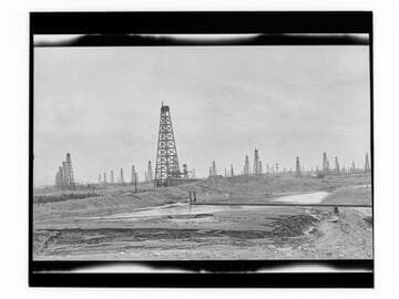 Oil fields, La Brea, Los Angeles, Cal