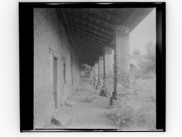 Mission San Juan Capistrano, corridor view