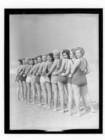 Deauville Club beauty contestants posing on the beach, Santa Monica