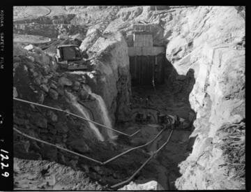 Big Creek - Mammoth Pool - Dewatering diversion tunnel gate