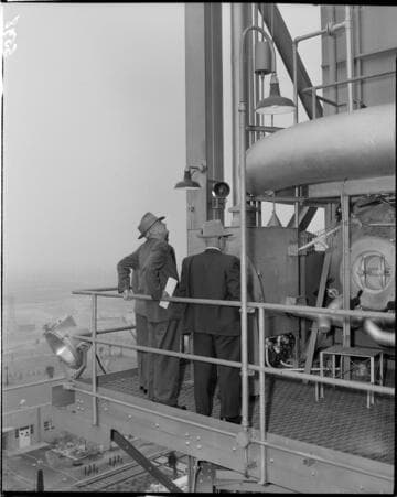 Tour group at Etiwanda Station in boiler racks