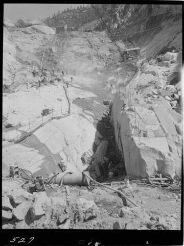 Big Creek - Mammoth Pool - Bedrock contact