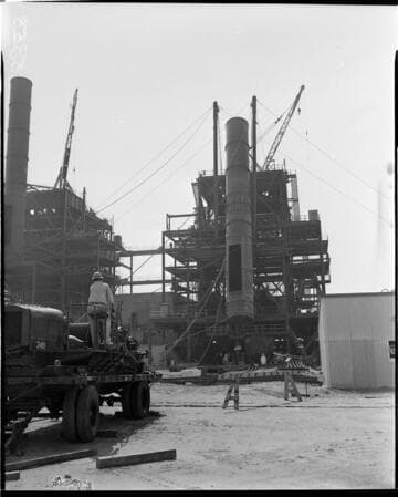 Stack erection at Etiwanda construction site