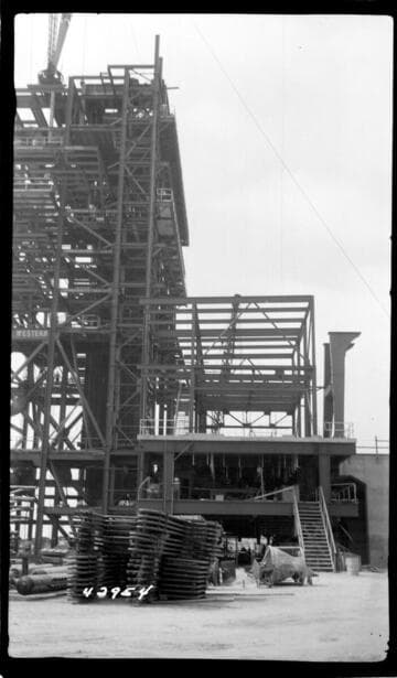 El Segundo Steam Station - Construction