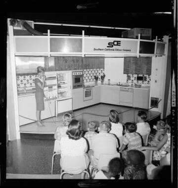 Edison booth at Fair exhibit with a demonstration of an all-electric kitchen