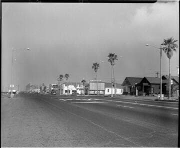 Business district on Ocean Ave. and Second St