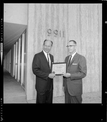 All Electric Building award presented to 9911 Building in Inglewood