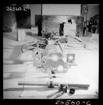 Big Creek Powerhouse #1 - Boring bar for machine bucket bolt holes, Unit #4. End view