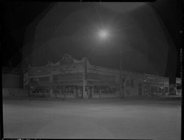 Intersection lighting