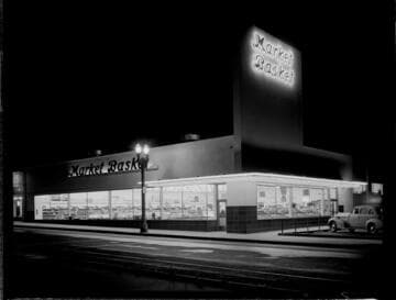 Commercial lighting