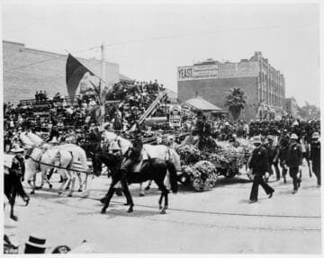 Broadway and Sixth Streets 1901