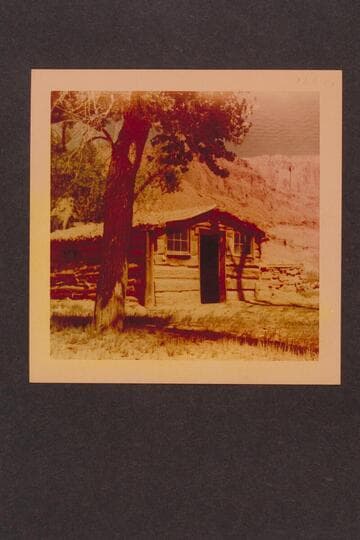 Loper cabin.  Red Canyon in Glen Canyon