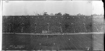 Football game, Syracuse University and University of Southern California, Los Angeles Coliseum, Los Angeles. December 6, 1924