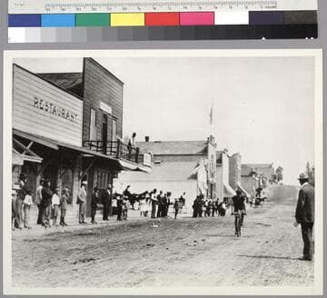 Beacon St. between 5th and 6th looking east, San Pedro