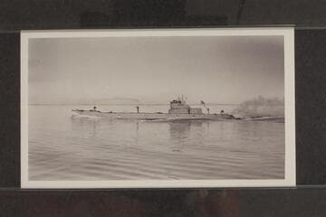 USS L-7.  Can't send you a picture of the H-7 as I think I sent you the negative years ago.  I don't want it, however, as I'm crowding now with filing negatives from 1908 to 1960!